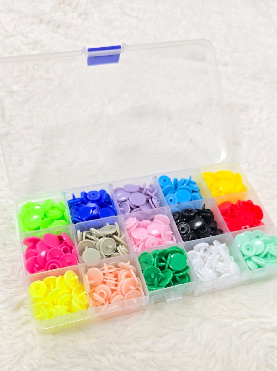 15 Renk Plastik Bebe Çıt Çıt